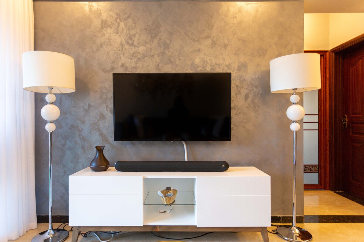 The Ivory Grand